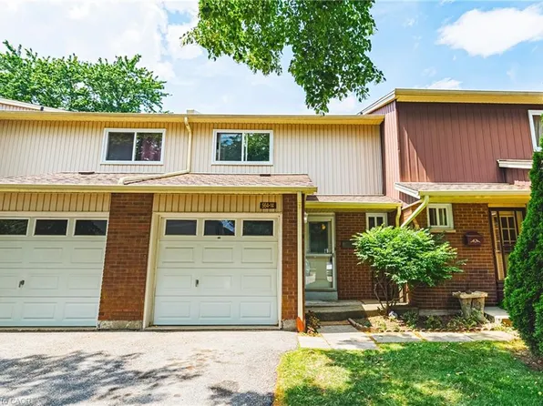 564 Sheraton Rd #14, Burlington, ON L7L 4B2