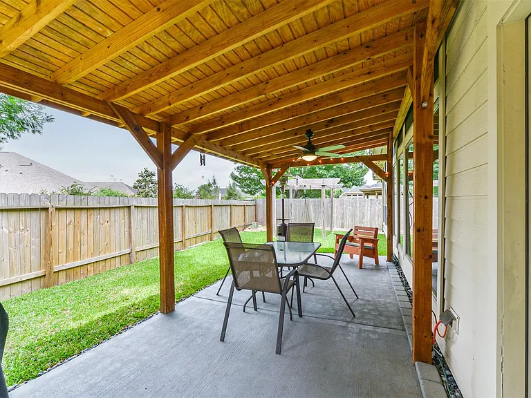 1511 Eden Meadows Dr — Photo 26