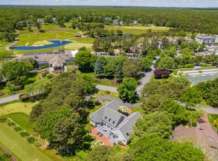 101 Willow Bend Dr, Mashpee, MA 02649