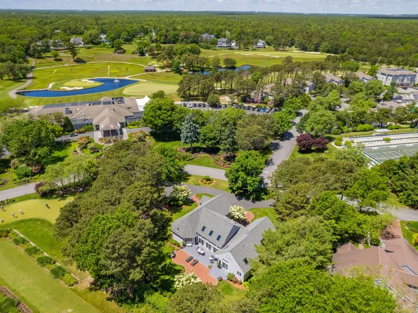 101 Willowbend Drive, Mashpee, MA 02649