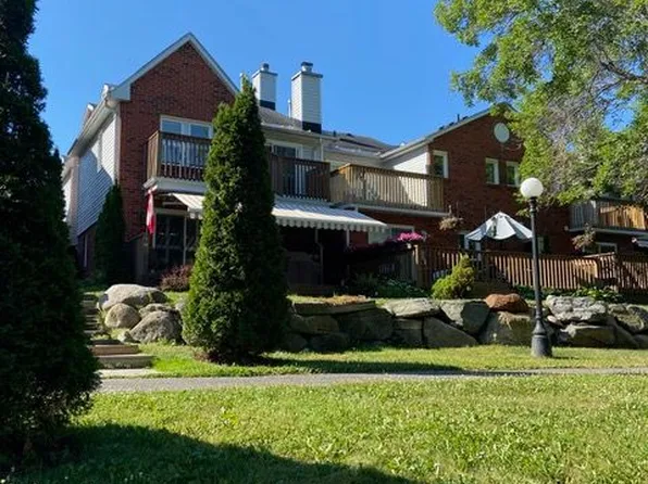 39 Shoreline Dr, Bracebridge, ON P1L 1Z3