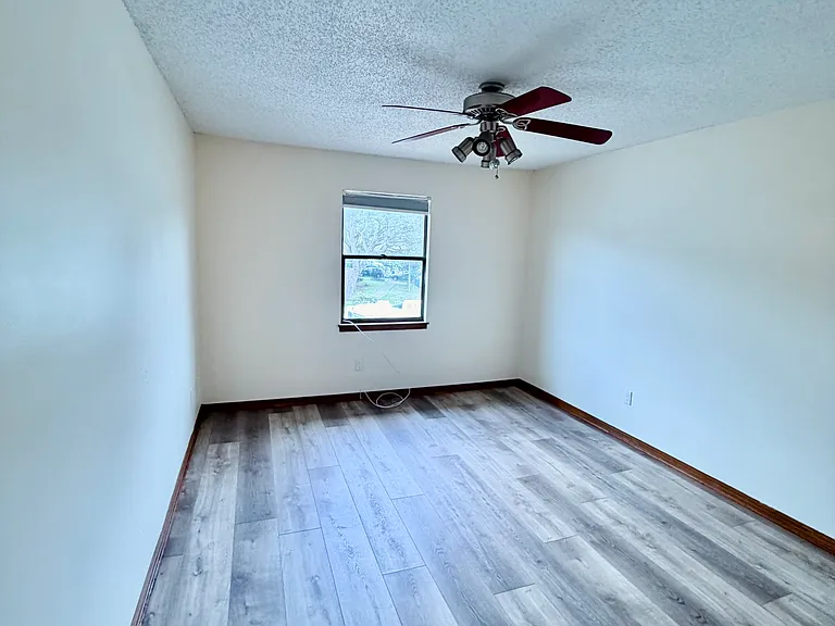 11390 Tanager Dr S — Photo 13