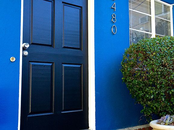 2nd image of 2480 N Beachwood Dr