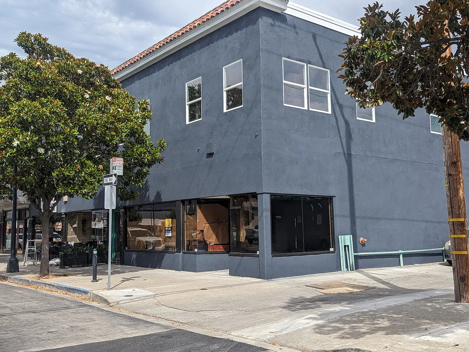 2 bed, 811 sqft, $1,800 — Photo 1