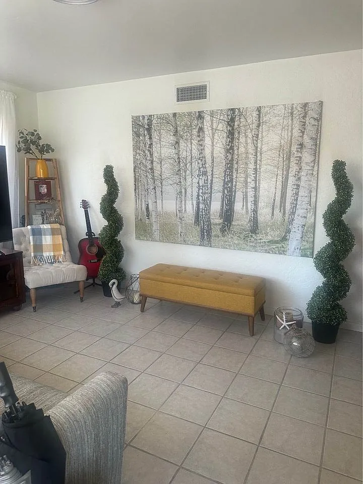 Grove Ave, Imperial Beach — Photo 1