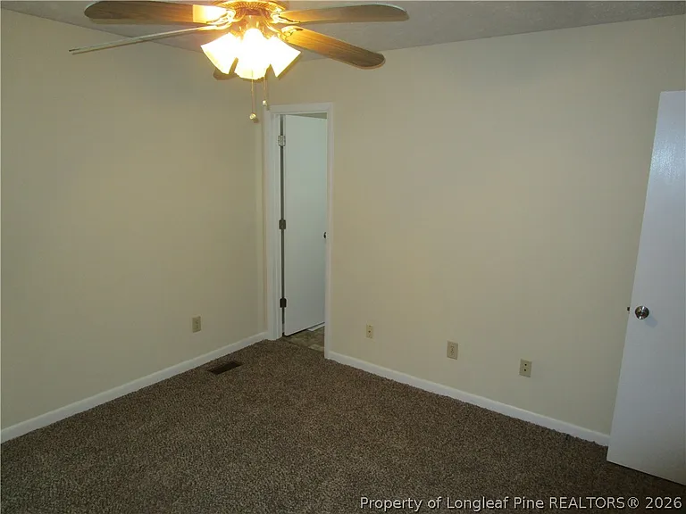 2122 Constitution Dr — Photo 18