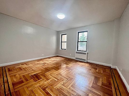1st image of 729 W 186th St #2G
