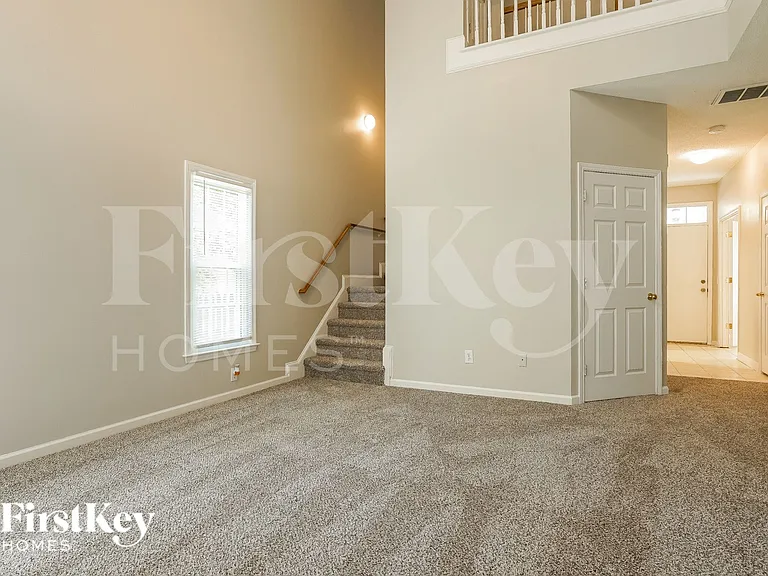 6012 River Lake Cir — Photo 3