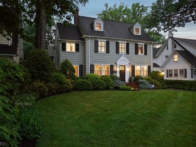 107 Summit Ave, Montclair, NJ, 07043