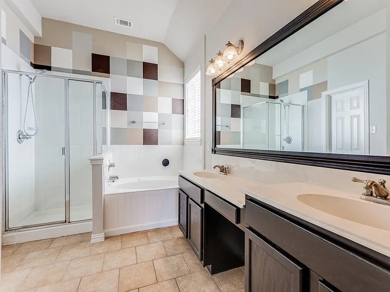 2728 Tangerine Ln — Photo 16
