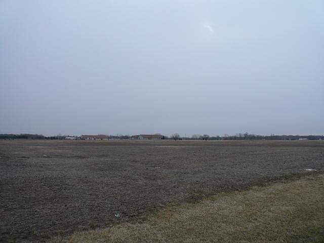 2nd image of 1200 Hamilton Boone Co Line Rd