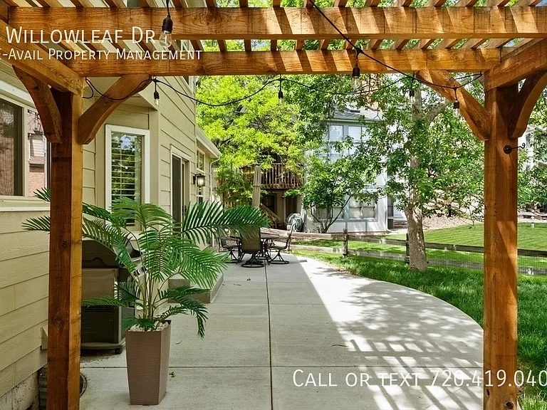 8 Willowleaf Dr — Photo 46