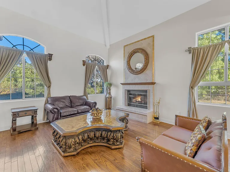 26940 Whitehorse Pl — Photo 7