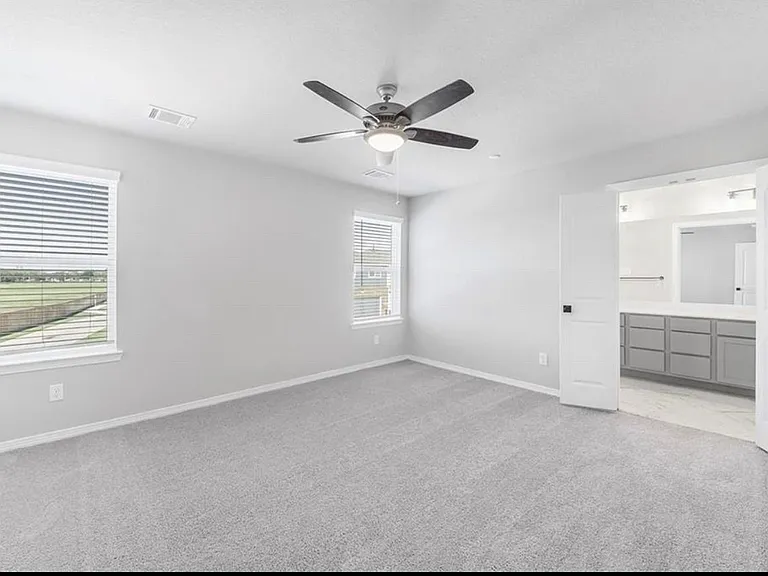 8046 Scanlan Trce — Photo 13