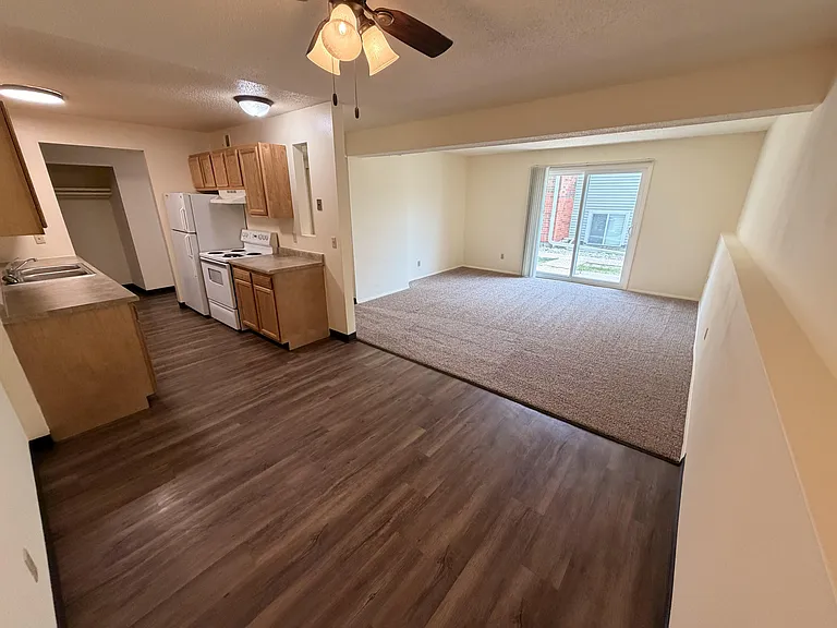 Winding Hills Apartments — Photo 73