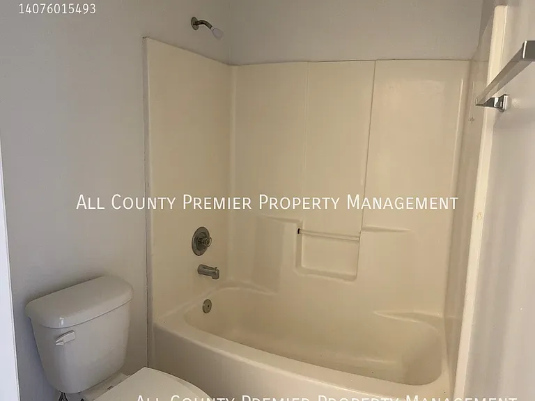 2021 Caribbean Dr S — Photo 7