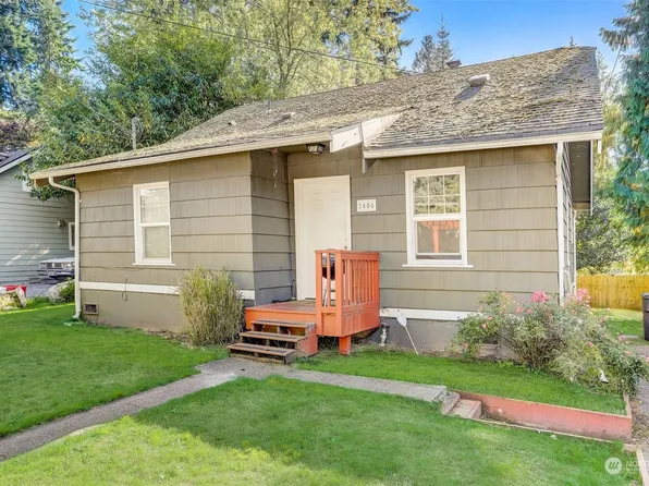 2406 Jackson Avenue, Everett, WA 98203
