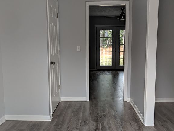 3rd image of 6916 Bone Creek Dr