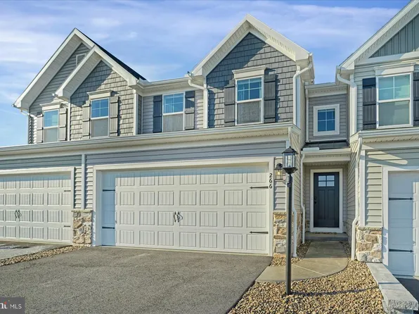 266 Magnolia Ln, State College, PA 16803