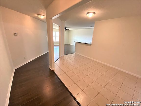 3rd image of 6559 Luckey Sq