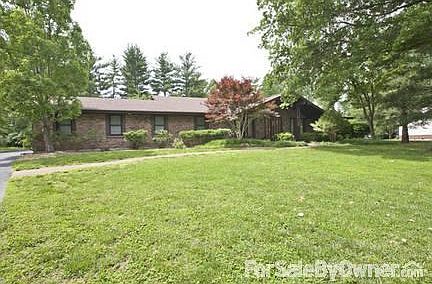 1st image of 12584 Royal Manor Dr