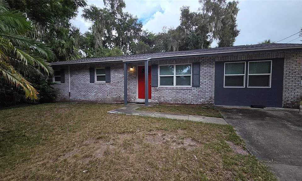 105 S Colorado Ave