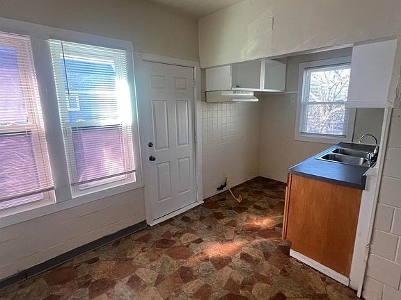5th image of 709 S 34th St