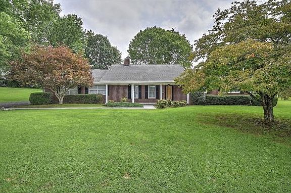 2nd image of 374 Quillen Terrace Cir