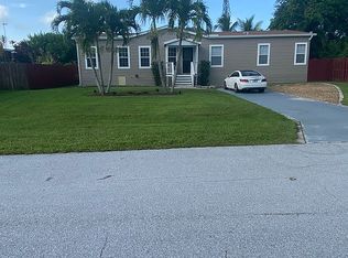 4625 SE Circle Way, Stuart, FL 34997