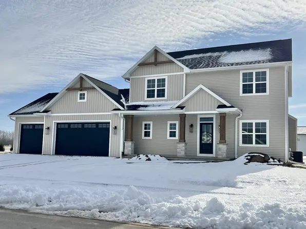 N9342 Dusty Dr, Appleton, WI 54915