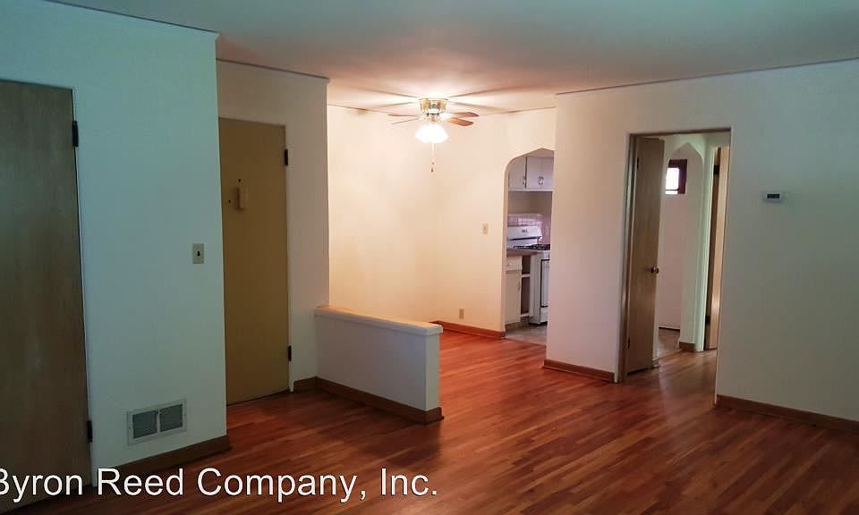 1st image of 810 N 48th Ave APT B