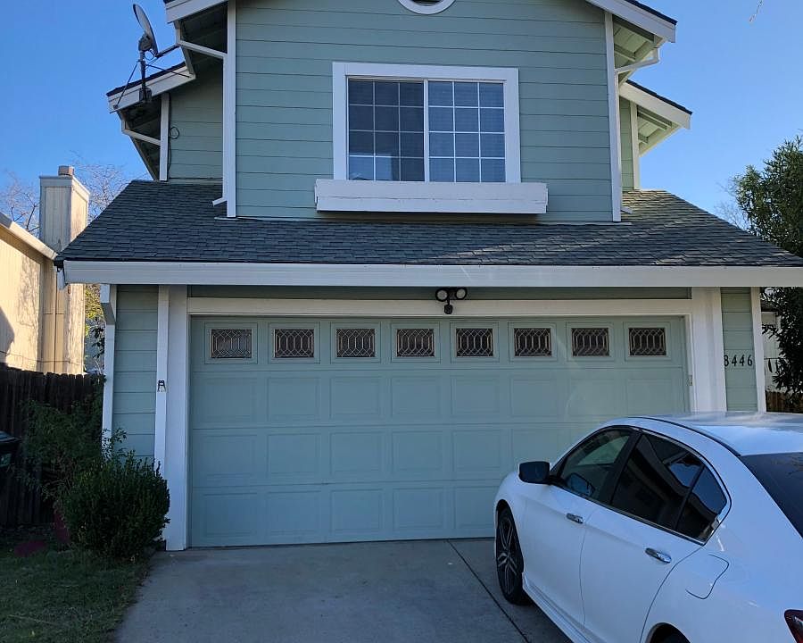 2nd image of 8446 Gooseberry Ct