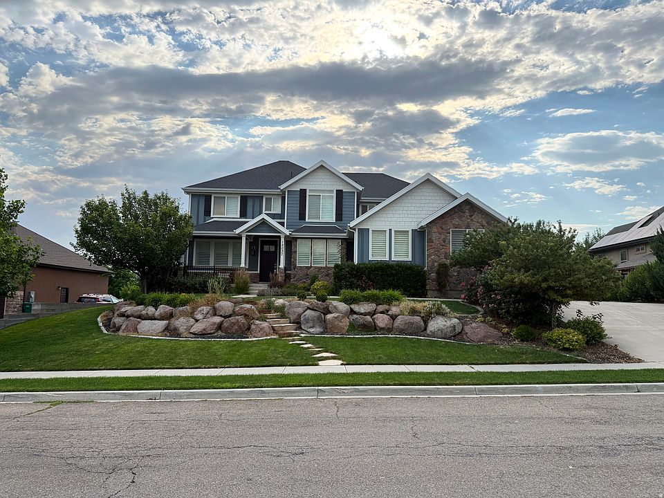 1st image of 12037 N Grenoble Way W