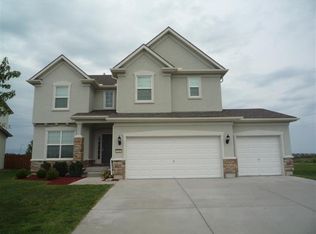 1200 SW Sapperton Rd, Lees Summit, MO 64082