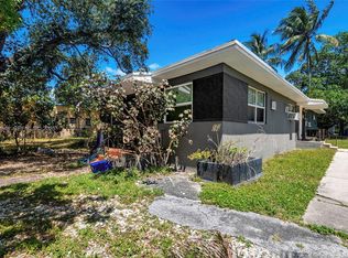 Dupont Square, Miami, FL 33150