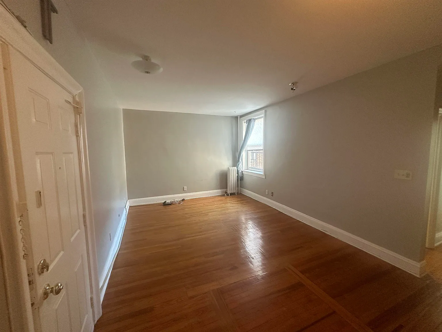 1 bed, 1.0 bath, $2,225 — Photo 2