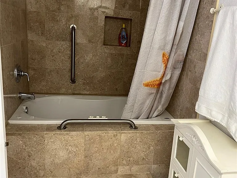 76913 Morocco Rd — Photo 16