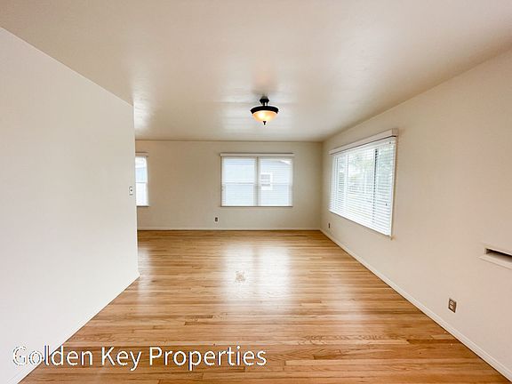 5th image of 608 S Clementine St