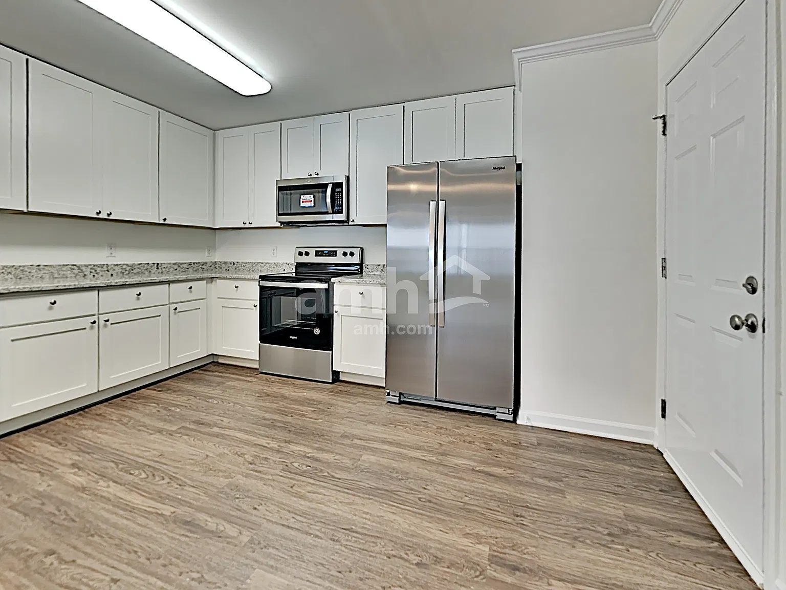 3 bed, 2.5 bath, 2181 sqft, $2,195 — Photo 3