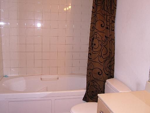4th image of 1620 S Michigan Ave Unit 423