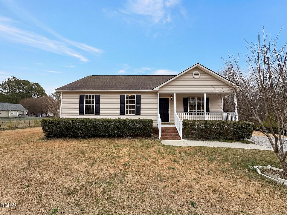 1st image of 83 Eagle Rock Pl