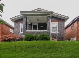 5213 Gresham St, Saint Louis, MO 63109