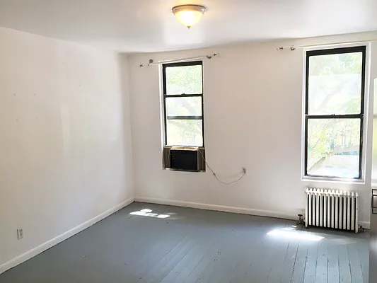 Rented by Remax Real Estate Professionals | media 15