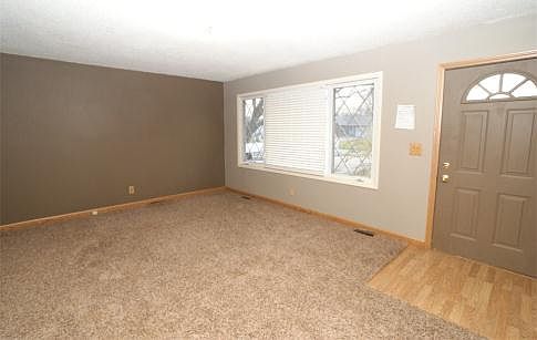 2nd image of 518 W Griffith St