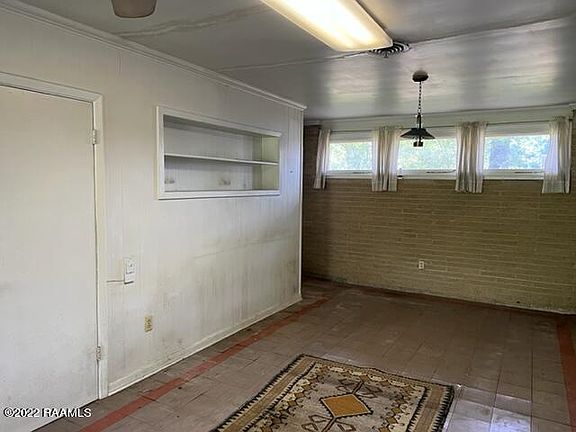 4th image of 1439 Holly Dr