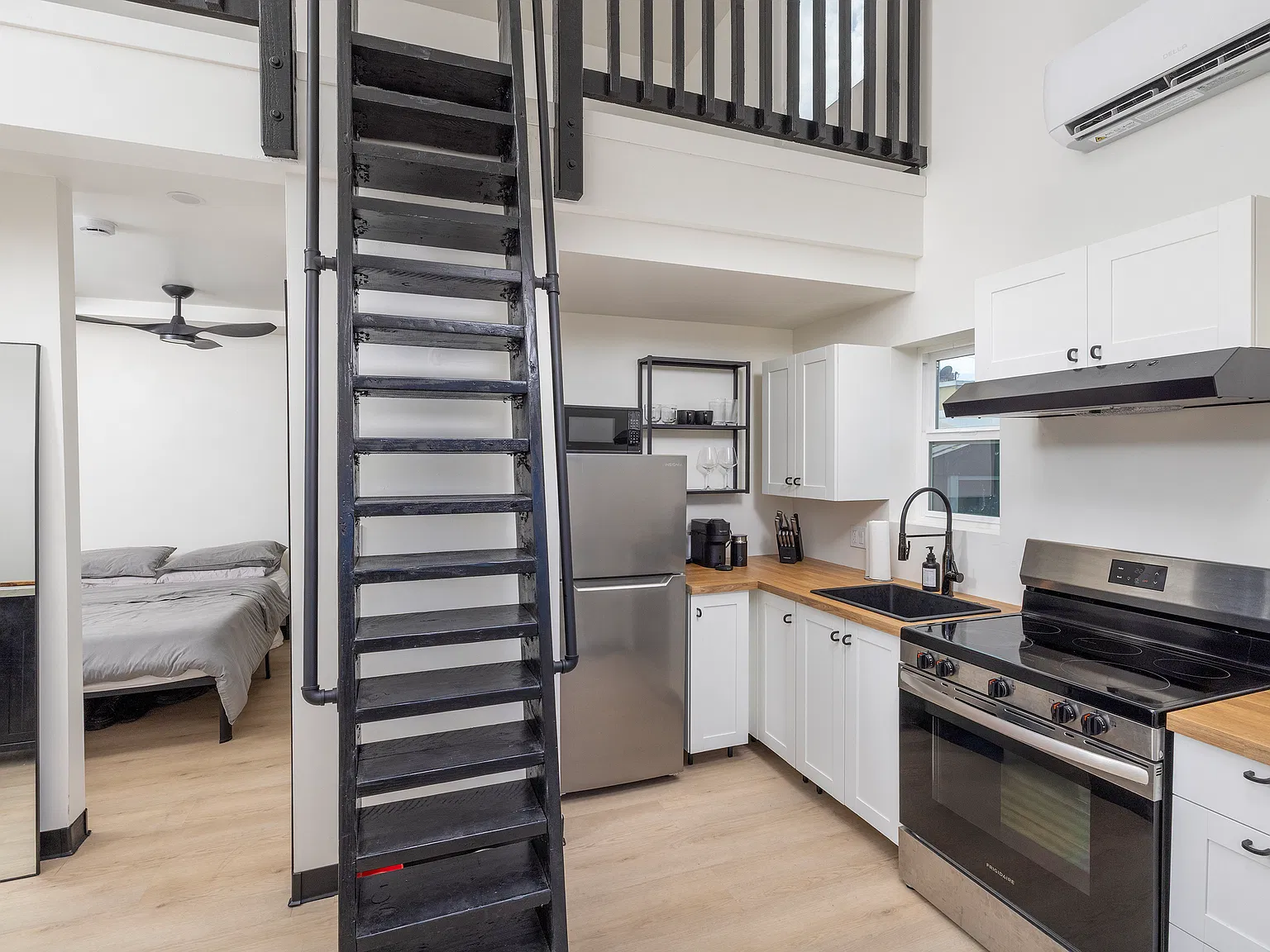 1 bed, 486 sqft, $2,350 — Photo 4