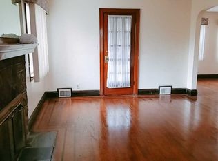 899 Banta Pl, Ridgefield, NJ 07657