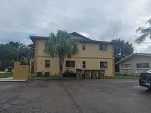 1318 SE 40th Ter, Cape Coral, FL