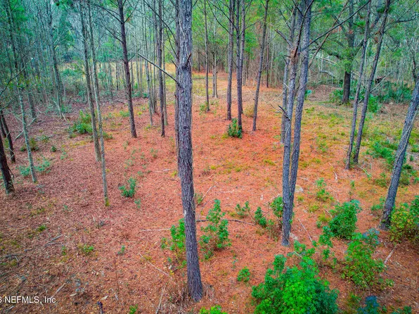 27 RATLIFF Road, Callahan, FL 32011