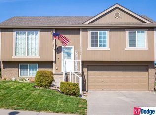 17106 Taylor St, Omaha, NE 68116